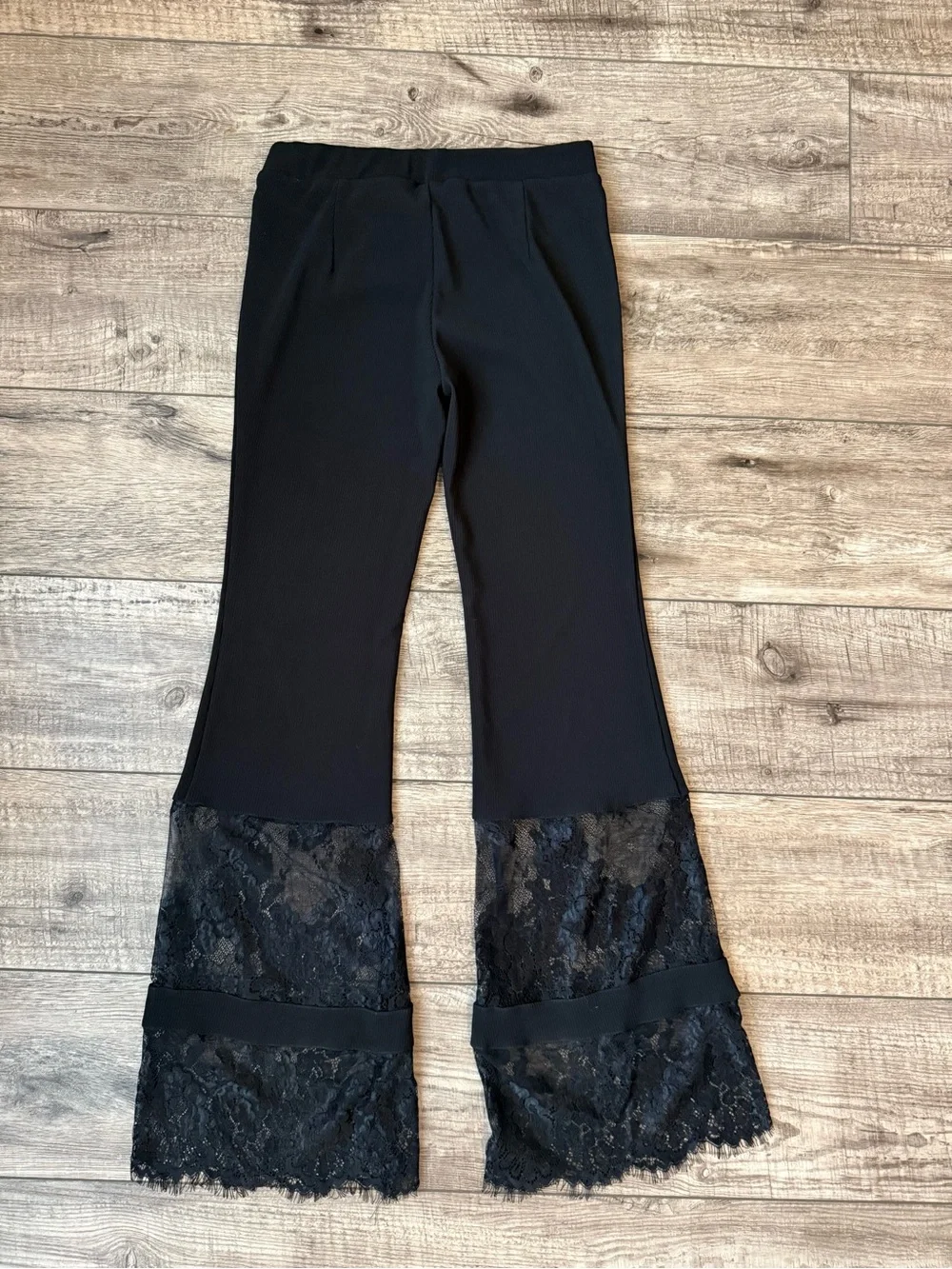 Marisa Kenson staple wardrobe